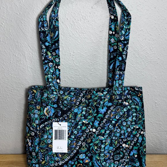 Vera Bradley Multi Compartment Shoulder Bag in Dreamer Paisley NWT - Picture 1 of 12